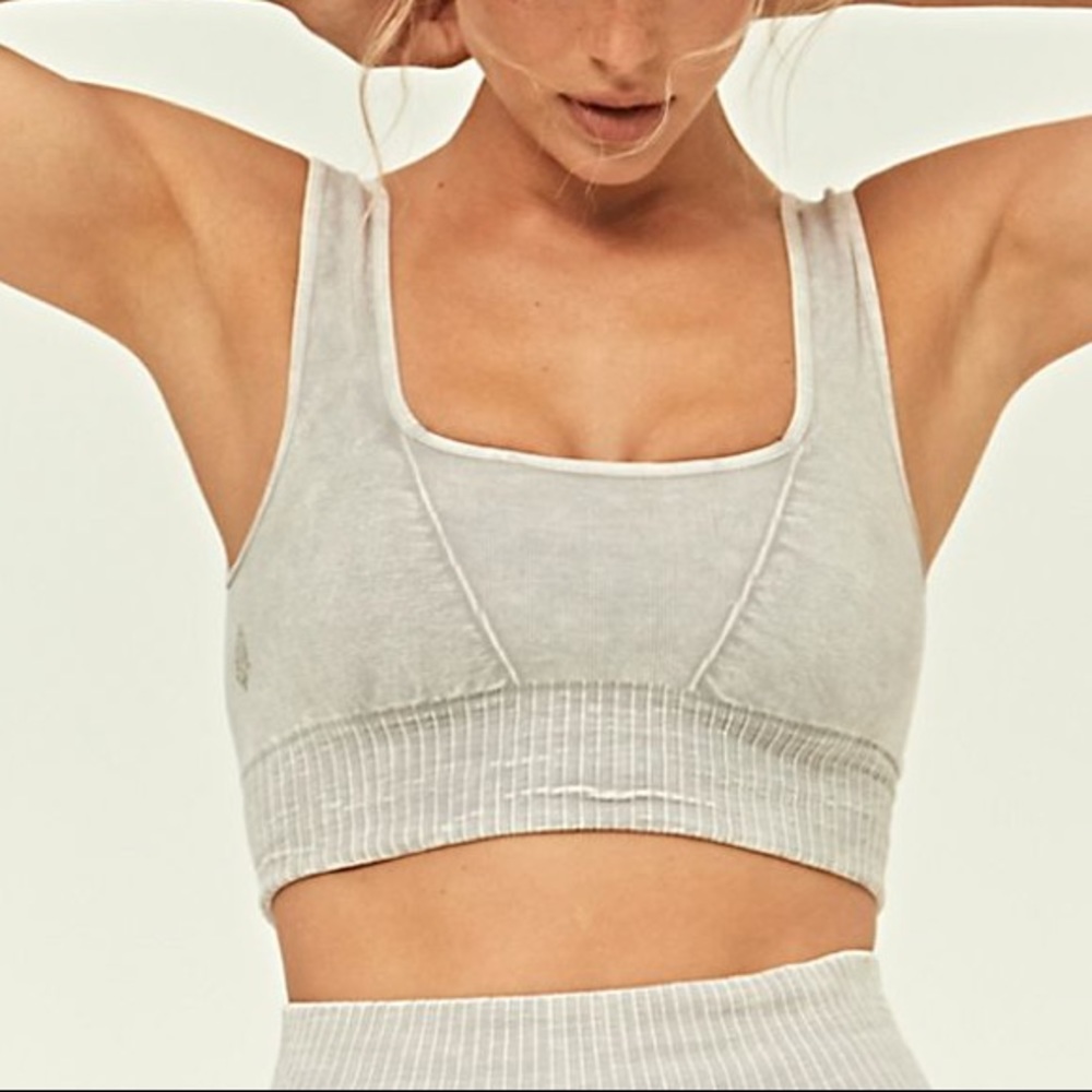 FP Movement Square Neck Good Karma Bra NWOT*defect - Picture 4 of 11